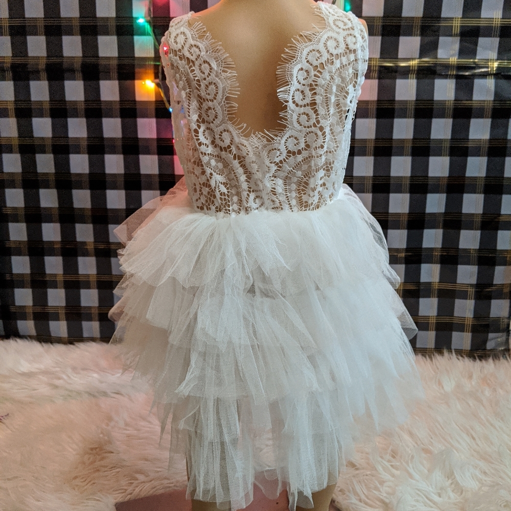 Pure white perfect dress especial girl